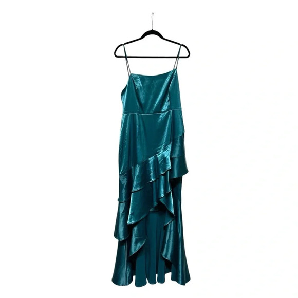 Lulus Dresses & Skirts - NWT Lulus Green Dress Size L